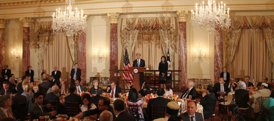 John Kerry’den Dışişleri Bakanlığı’nda iftar yemeği