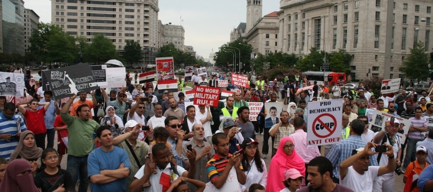 Washington’da Mursi’ye destek gösterisi
