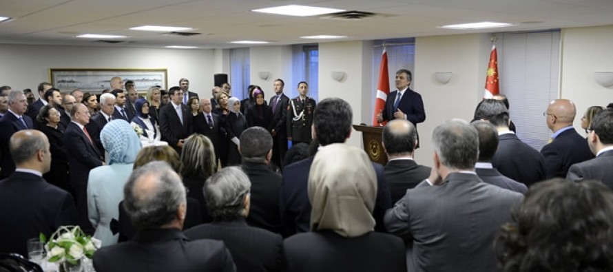 Cumhurbaşkanı Gül, New York’ta Türk vatandaşları ile buluştu