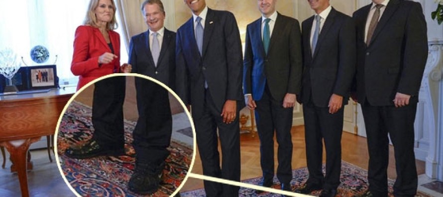 Obama ile görüşmeye ayağında iki farklı ayakkabı ile geldi