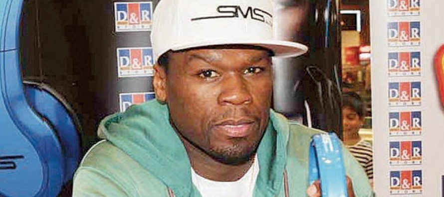 50 Cent, hayranlarını cep telefonuyla çekti