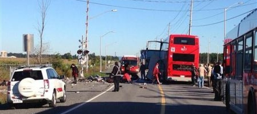 Kanada’da tren otobüse çarptı: 6 ölü, 30 yaralı