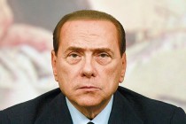 Silvio Berlusconi’ye 2 yıl men