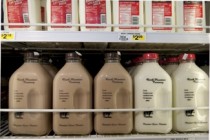500 galon süt uygunsuz pastörize edildiği için toplatılıyor