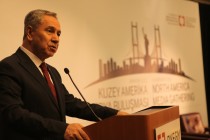 Bülent Arınç: TRT sekiz aya kadar İngilizce haber kanalı açacak