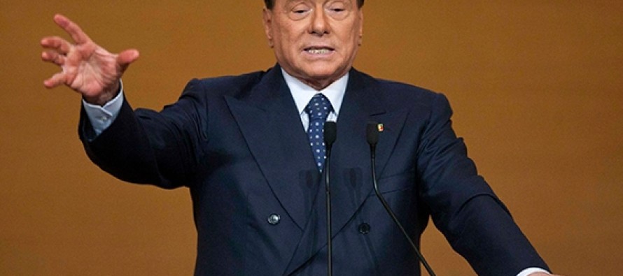 Partisi bölünen Berlusconi, Letta hükümetinden ayrıldı