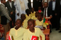 Bozdağ, Kamerun’da okul açtı