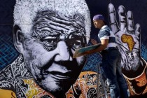 Nelson Mandela’nın sağlık durumu ciddiyetini koruyor