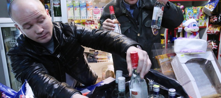 Rusya internet üzerinden alkol satışını yasakladı