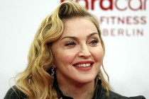 Madonna’dan ırkçı ifade için özür