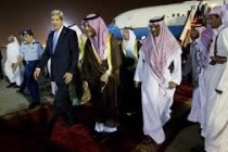 Suudi Arabistan Kralı, ABD Dışişleri Bakanı Kerry’yi kabul etti