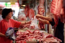 Çin’de bir gıda skandalı daha: Ağır olsun diye ete bakterili su