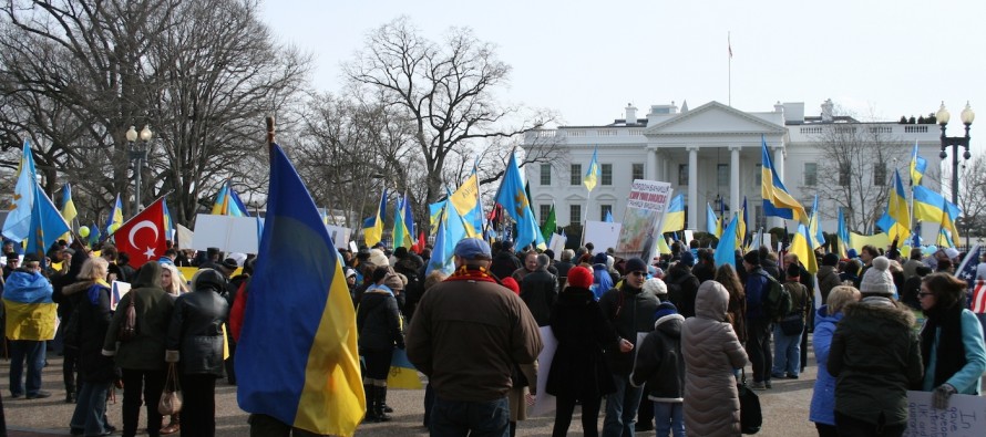 Beyaz Saray önünde Kırım protestosu