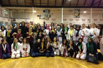 Türk okulu öğrencileri karate turnuvasında madalyaları topladı