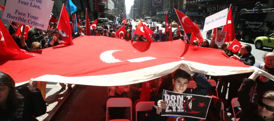 Times Meydanı’nda “Ermeni Yalanlarına Son ve Şehit Diplomatları Anma” mitingi düzenlendi