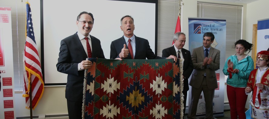Türk Kültür Merkezi’nin yeni şubesini Vermont valisi açtı