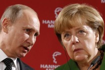 Putin ve Merkel, Ukrayna krizine etkin çözüm arıyor