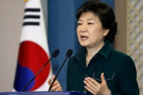 Güney Kore Devlet Başkanı, gözyaşları içinde özür diledi
