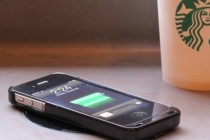Kahveseverler telefonlarını Starbucks’ta kablosuz şarj edebilecek
