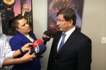 Davutoğlu: Tahliye kararını verip, insiyatifi konsolosluğa bırakmıştık