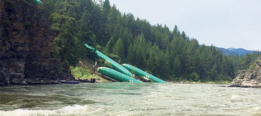 Boeing’ler nehre düştü