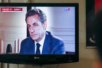 Sarkozy Fransızları ikna edemedi
