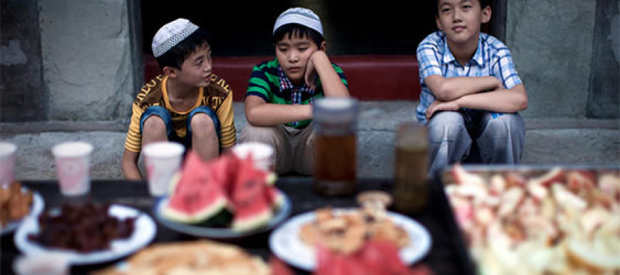 Çin’de Uygurlara oruç resmen yasak