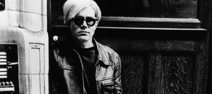 Andy Warhol’un filmleri dijital ortama aktarılacak