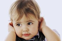 Çocuklarda kulak akıntısına dikkat