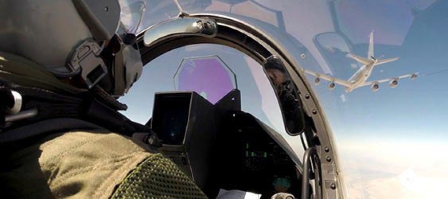 Acemi pilotlar Irak ordusu yerine yardım malzemelerini IŞİD’e gönderdi