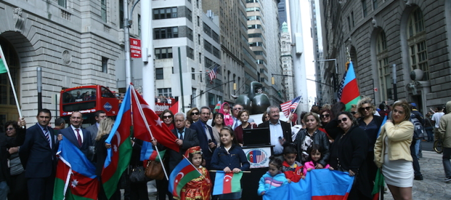 Azerbaycan bayrağı, Wall Street’te göndere çekildi