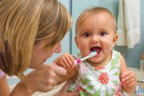 Çocuğunuzun ağız sağlığını korumanın 8 yolu
