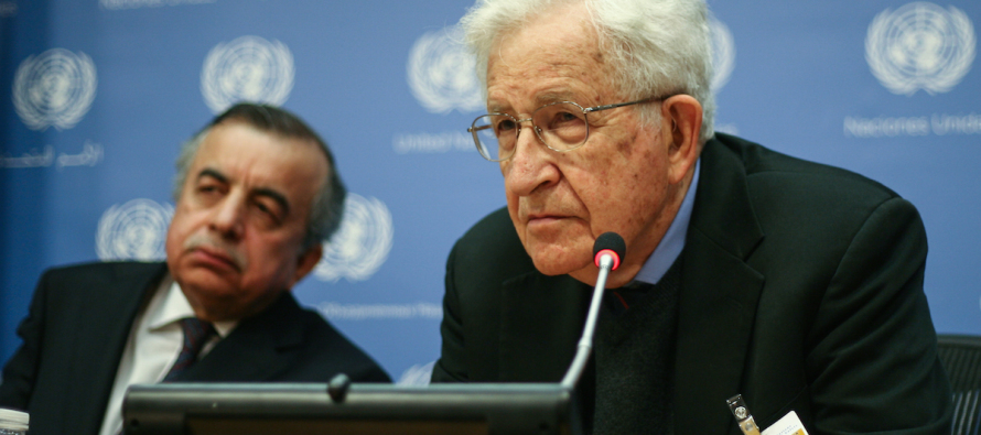 Noam Chomsky: Türkiye PKK yerine IŞİD’i vurmalı