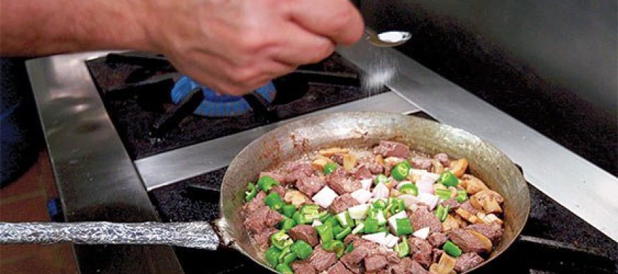Sağlıklı beslenmek için eti doğru pişirin