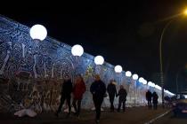 Berlin duvarının yıkılışının 25. yılı kutlandı