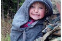 2 yaşındaki kız, geceyi ormanda tek başına geçirdi
