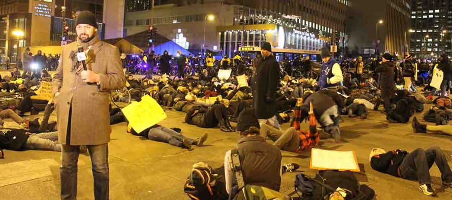 Chicago’da Ferguson ve New York kararları protesto edildi