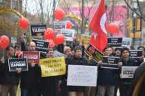 Dallaslı Türkler, özgür basına müdahaleyi protesto etti