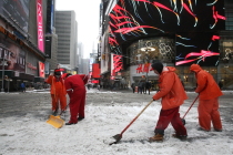 Fırtına sonrası kar temizleme çalışmaları devam ediyor