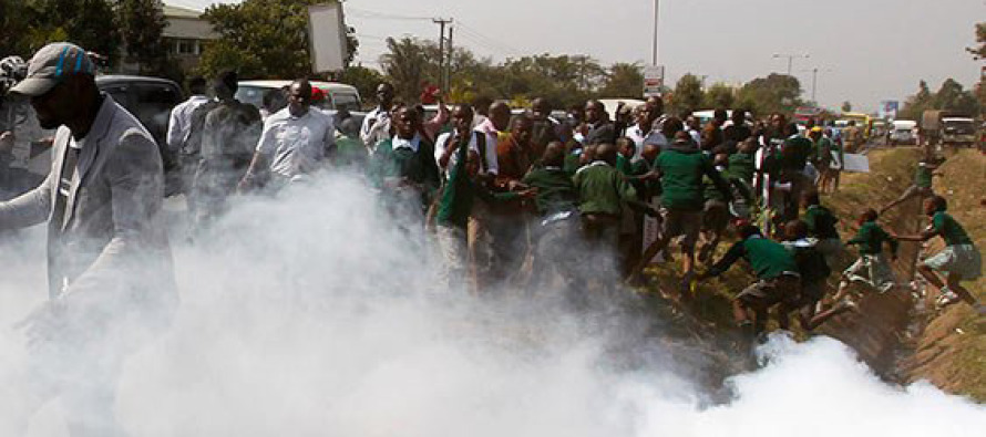 Kenya Cumhurbaşkanı, biber gazı sıkılan ilkokul öğrencilerinden özür diledi