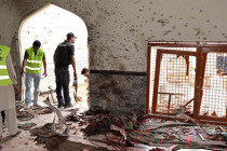 Pakistan’da camiye saldırı: 49 ölü