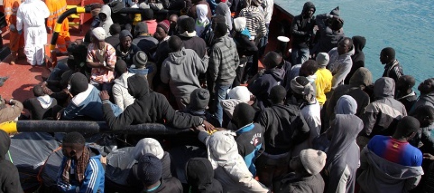 İtalya bir günde 2200 göçmeni kurtardı