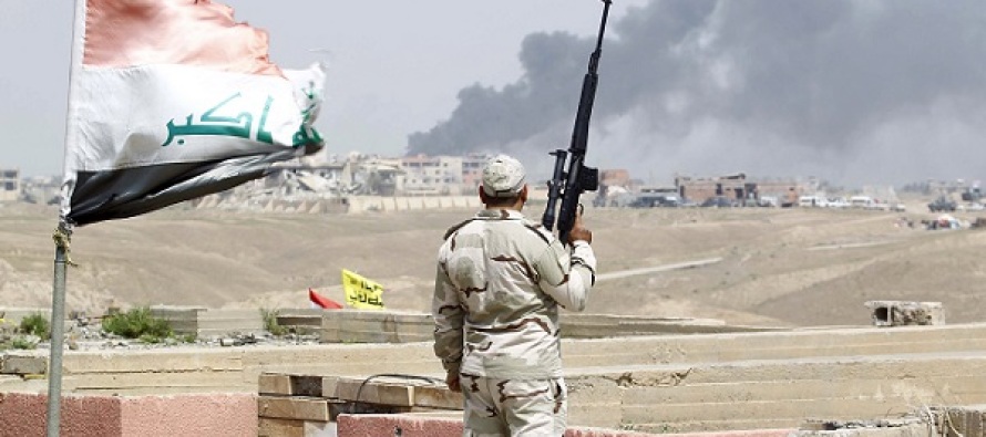 Irak askerleri Tikrit’i geri aldı