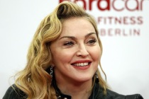 Madonna dayak iddialarını reddetti