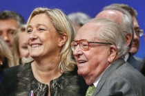 Politika baba kız Le Penleri birbirine düşürdü