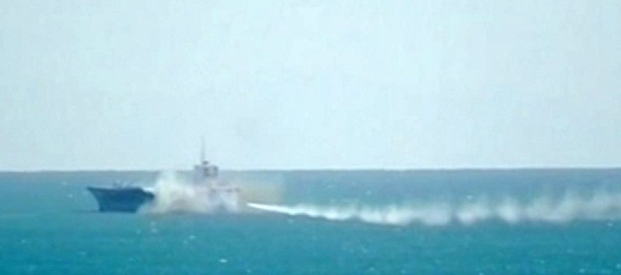 İran füzesi ABD uçak gemisinin yakınına isabet etti