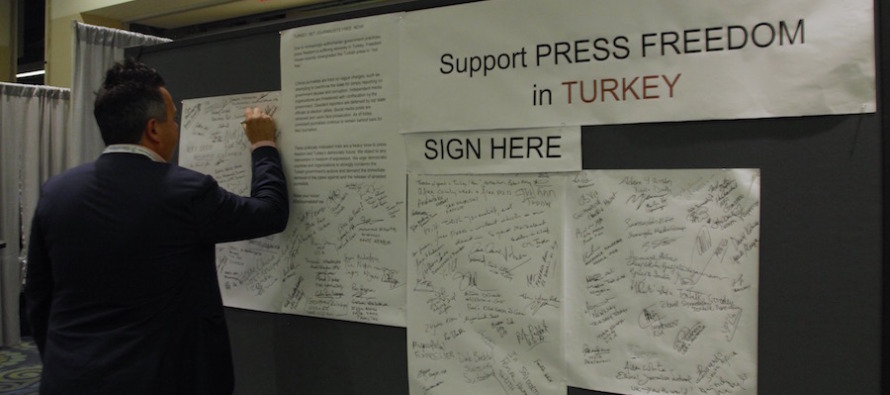 Türk hükümetine dev çağrı: Gazetecileri rahat bırakın