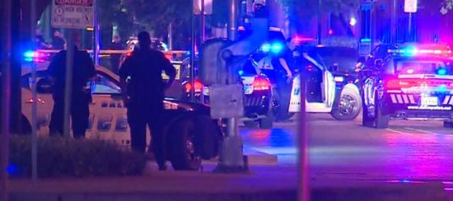 Dallas’ta emniyet binasına silahlı saldırı