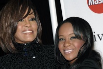 Whitney Houston’ın kızı 22 yaşında öldü