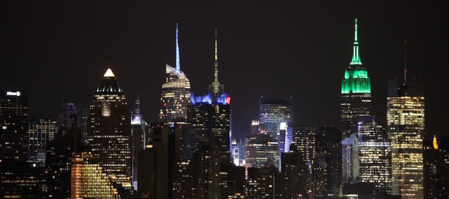 Empire State binası Ramazan Bayramı nedeniyle yeşile büründü
